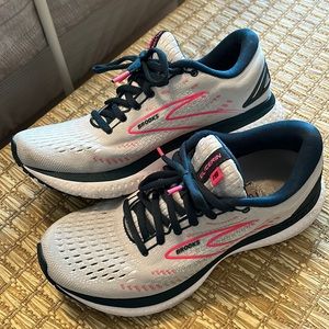 Brooks Glycerin 19, Women’s 8(W)